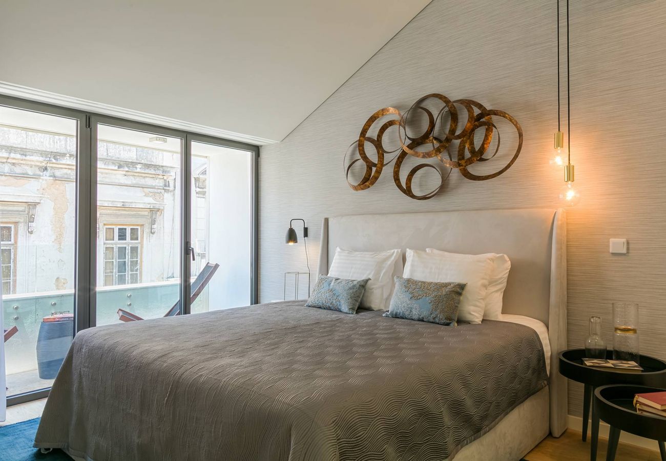 Apartamento em Lisboa - Very central and cool 2 bed apartment with balcony & parking 77 by Lisbonne Collection
