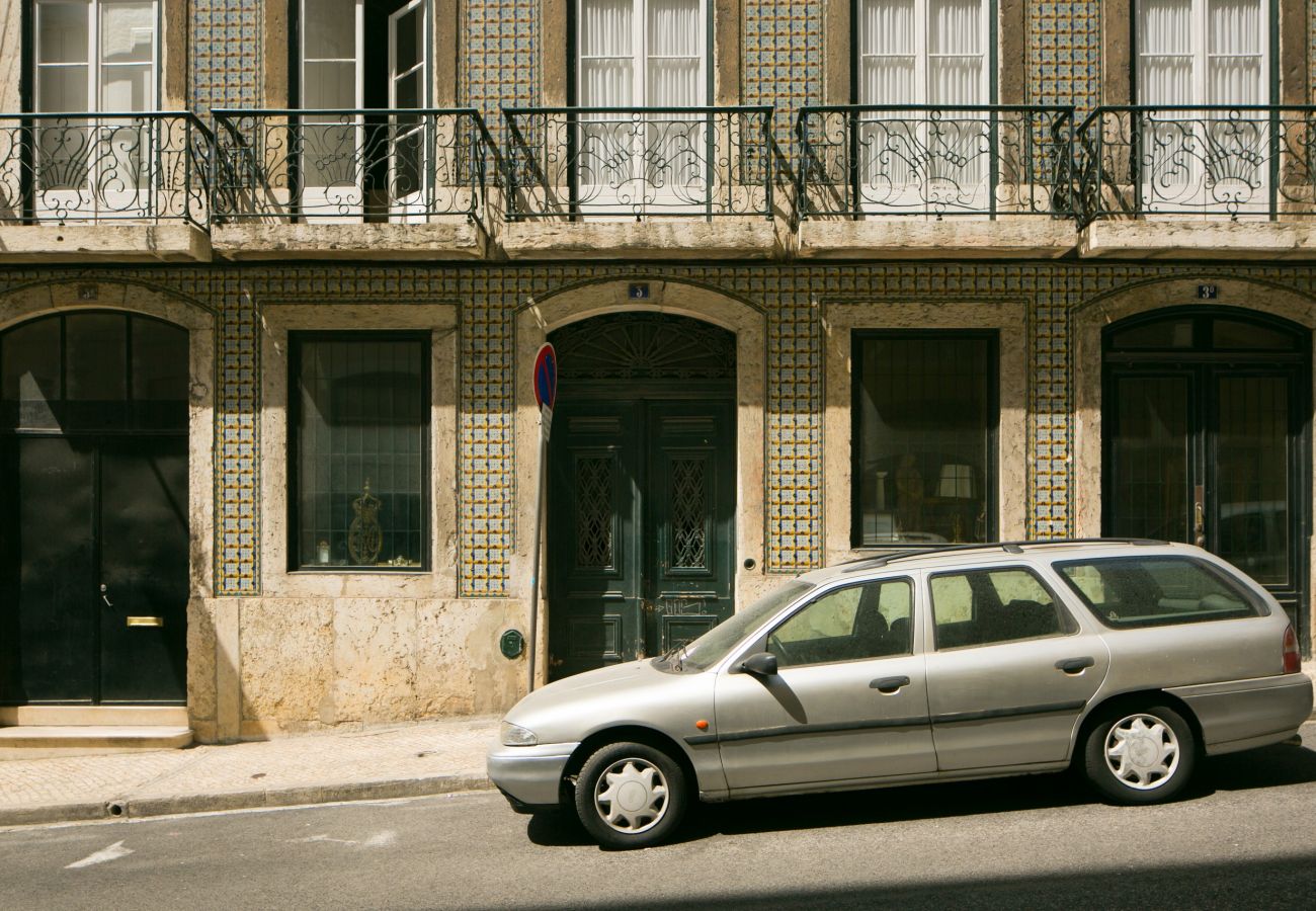 Apartamento em Lisboa - Classic and Trendy Apartment 20+21 by Lisbonne Collection