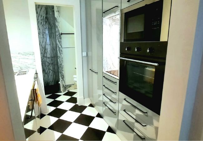 Apartamento em Lisboa - Stylish One Bedroom Apartment in Bairro Alto 88 by Lisbonne Collection