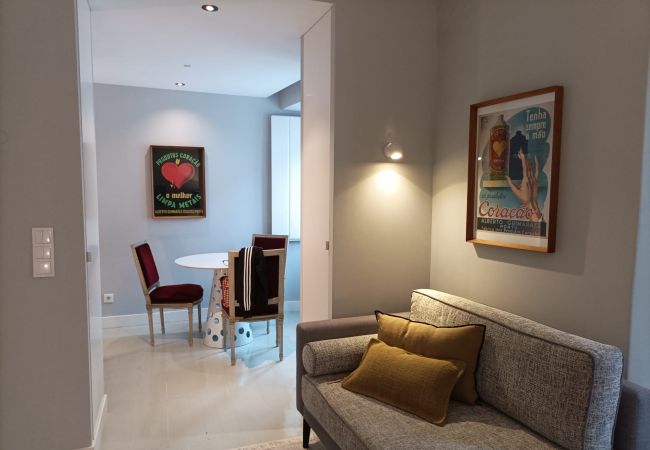 Apartamento em Lisboa - Stylish One Bedroom Apartment in Bairro Alto 88 by Lisbonne Collection